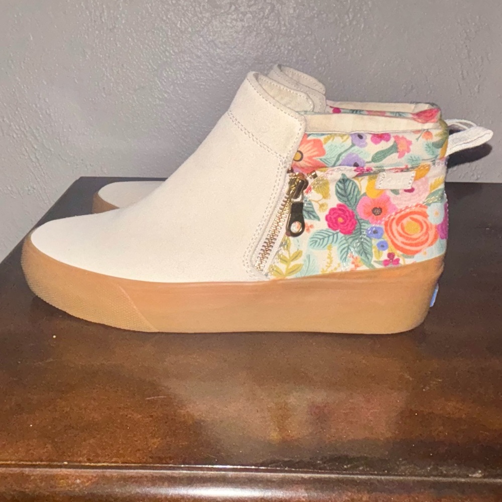Rifle Paper Co Garden Party Size 9 Mid Sneakers